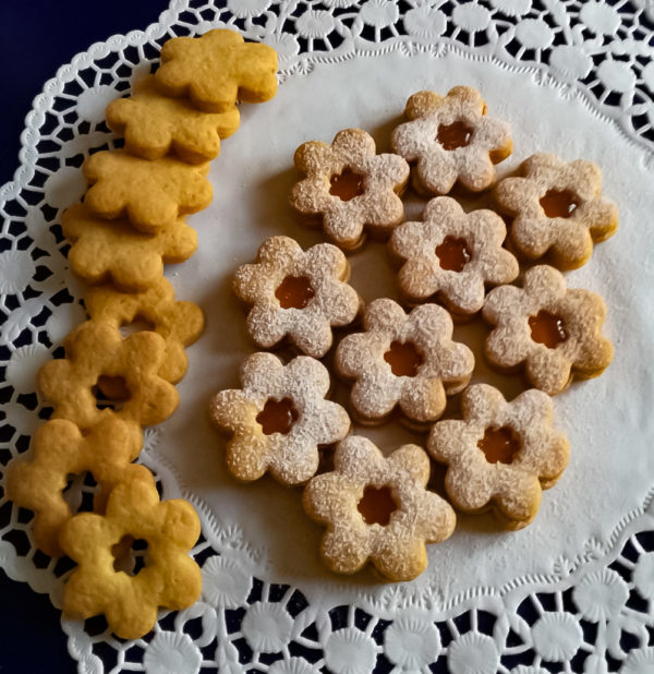 Ricetta Ciambelline Doppie Sarde Farcite Con La Marmellata Mamma In Sardegna