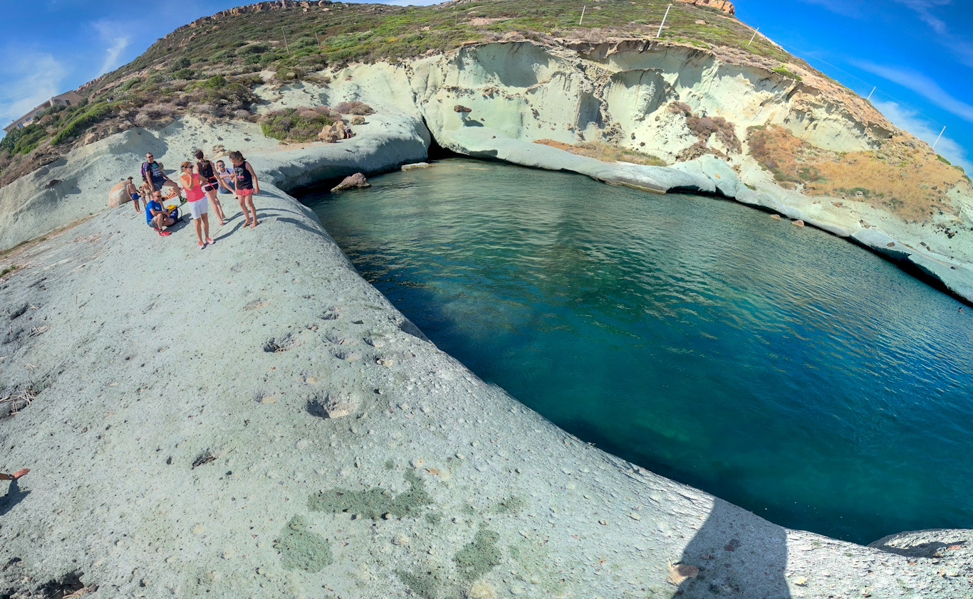 PISCINA NATURALE DI CANE MALU