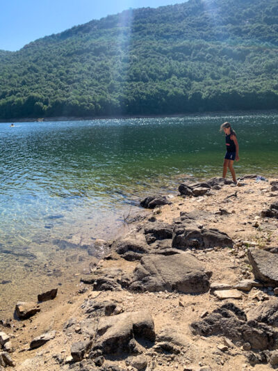 ESCURSIONE IN KAYAK LAGO DI GUSANA, SARDEGNA